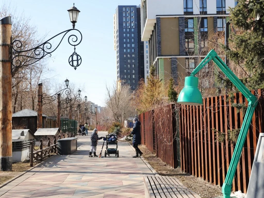 Фото Мини-зоопарк в Невском парке - развлечение в Москве | Досугатор